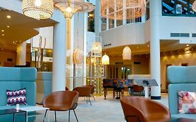 Hotel Amadeus Frankfurt 4*